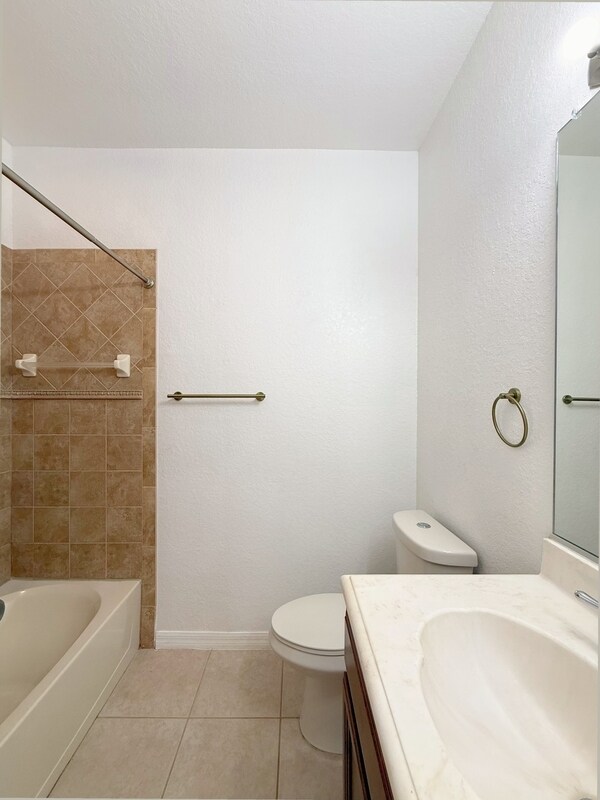 Building Photo - 4207 Via Piedra Cir