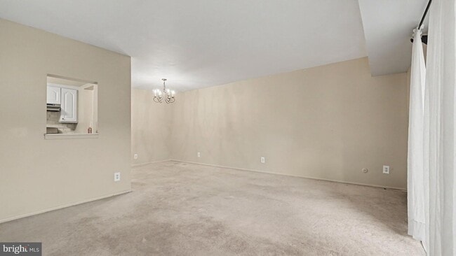 Building Photo - 349 Drummers Ln