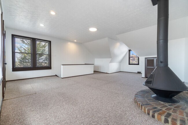 Building Photo - 4312 Lydia St