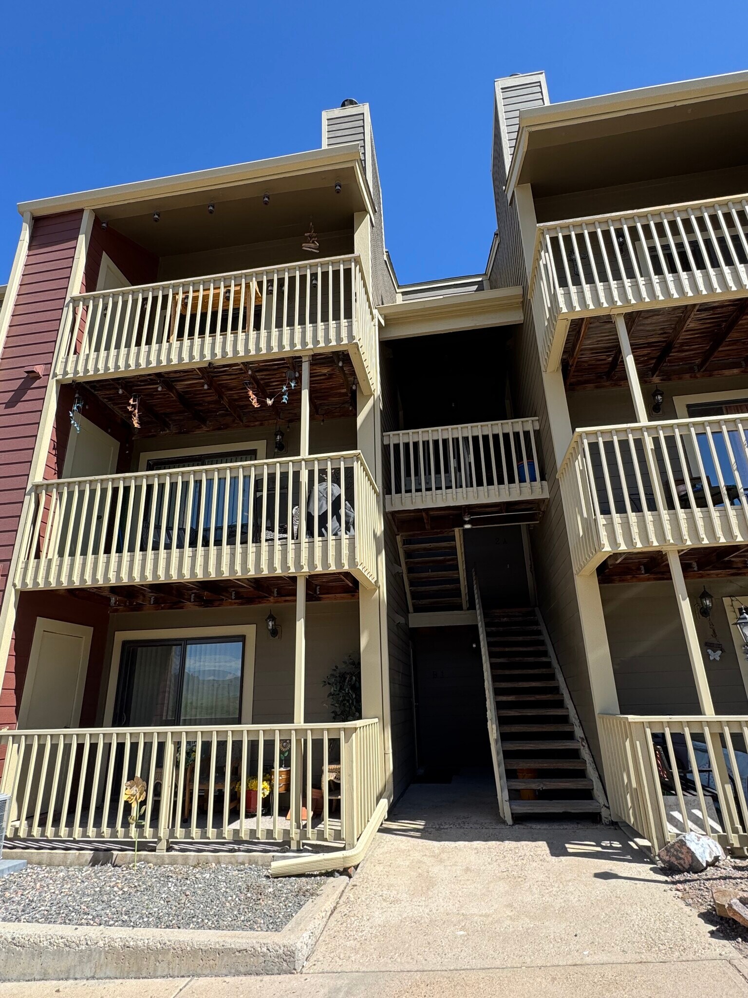 Building Photo - 10872 W Evans Ave