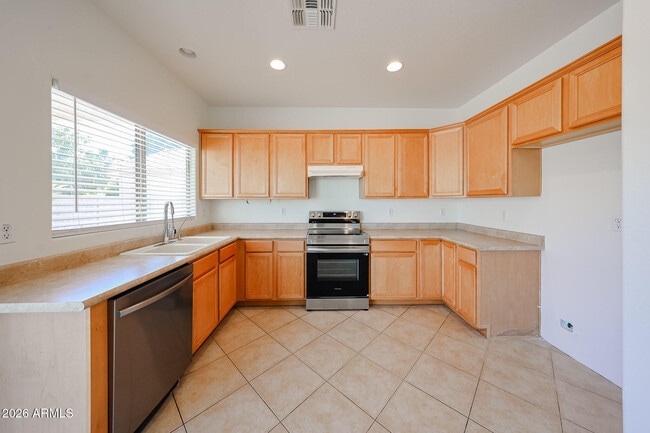 Building Photo - 14584 W Watson Ln