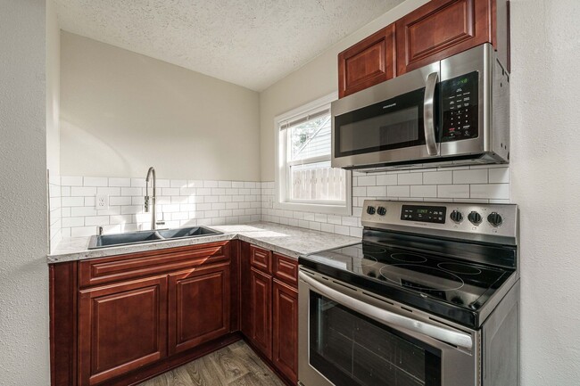 Building Photo - Ryde LLC