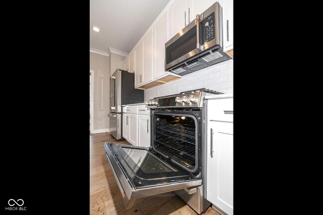 Building Photo - 8238 Bostic Dr