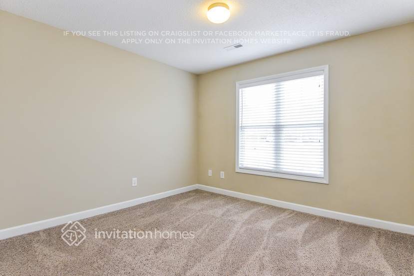 Building Photo - 176 Smithwood Dr