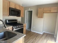 Building Photo - 316 Delsea Dr