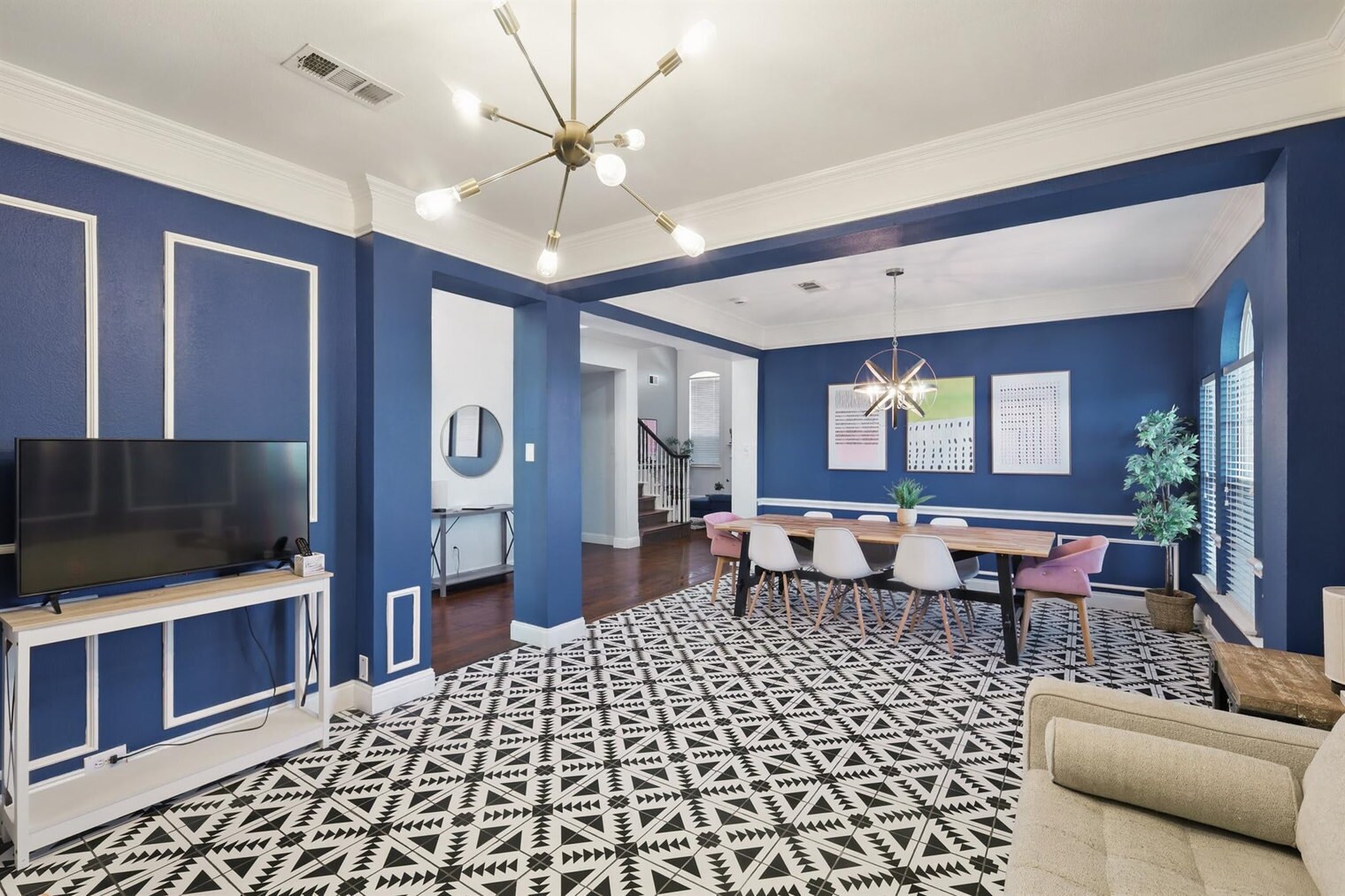 Building Photo - 1529 Arrowhead Ln