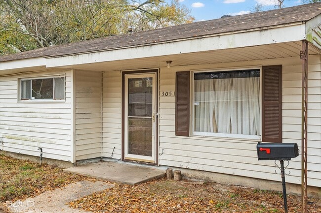 Building Photo - 3051 Amherst St