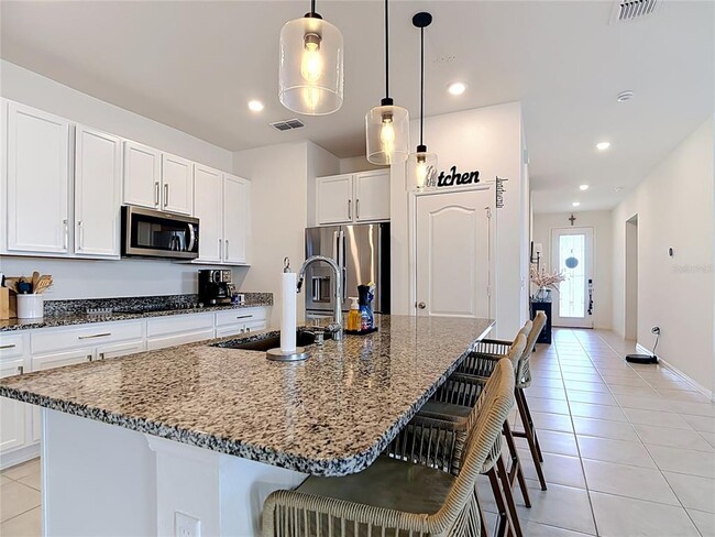Building Photo - 504 Twin Bowfish Way