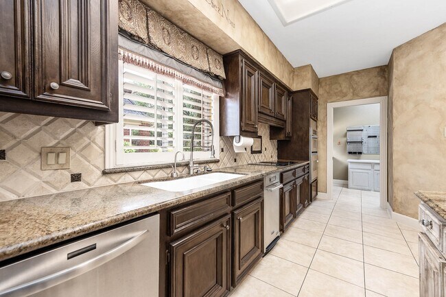 Building Photo - 3702 Belle Grove Ln