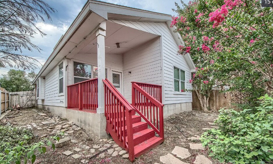 Building Photo - 6931 Grapevine Lk