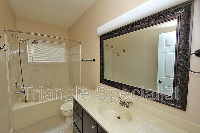 Building Photo - 6020 Winterpointe Ln