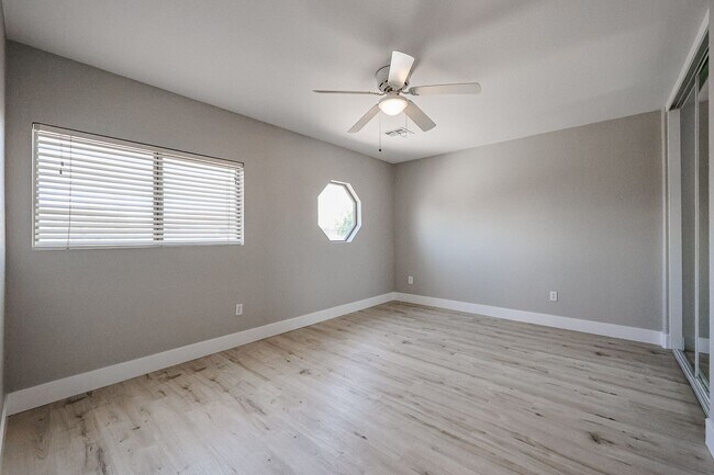 Building Photo - COMING SOON !! Amazing 5 bedrooms and bathrooms in one of the best school districts!