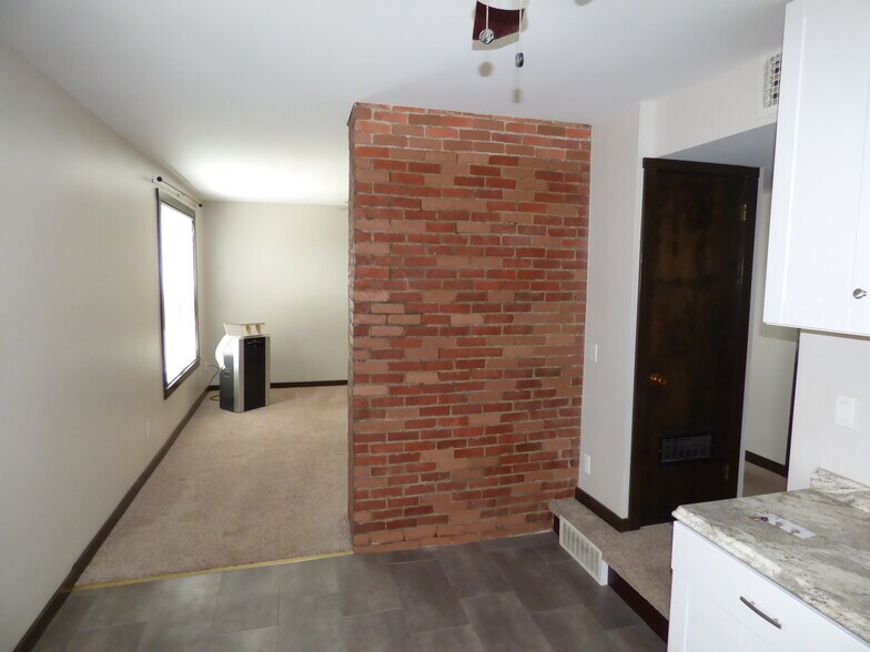Building Photo - 2709 Middletown Rd