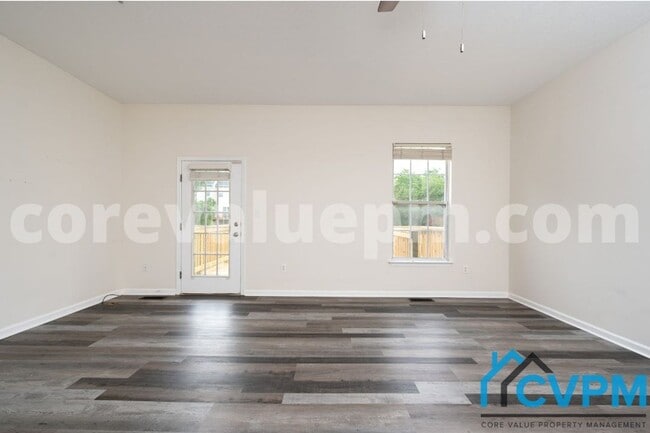 Building Photo - 255 Seneca Terrace
