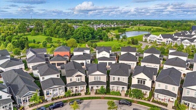 Building Photo - 6218 Mistflower Cir