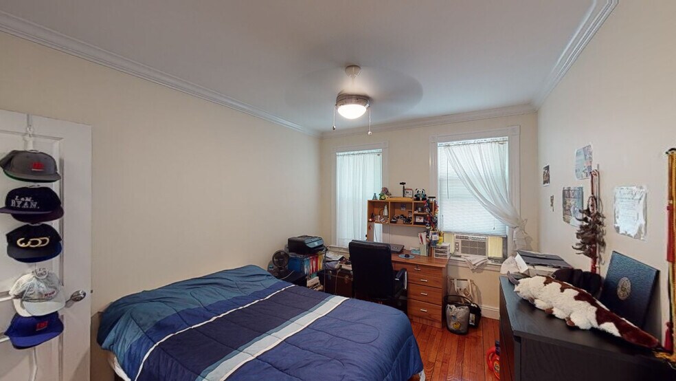Building Photo - 33 Walbridge St