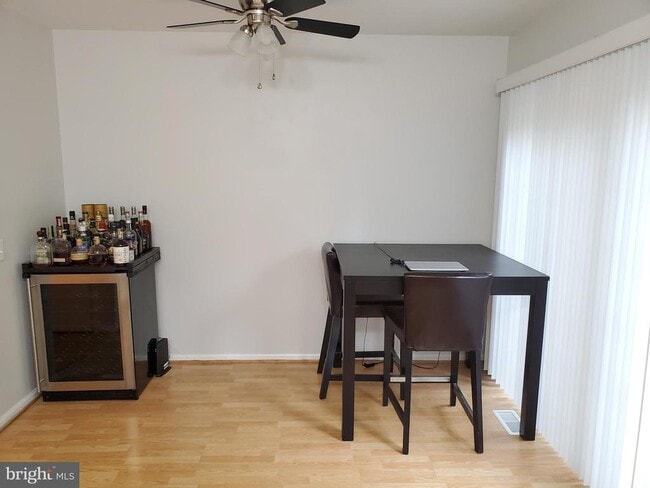 Building Photo - 14721 Basingstoke Loop