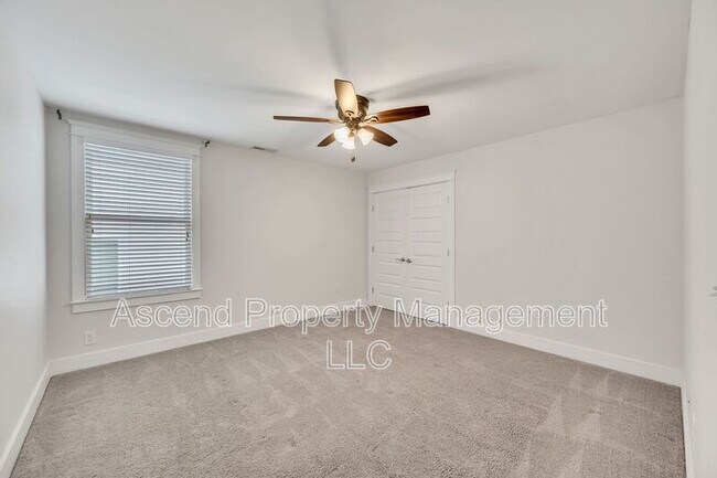 Building Photo - 4702 Kentucky Ave