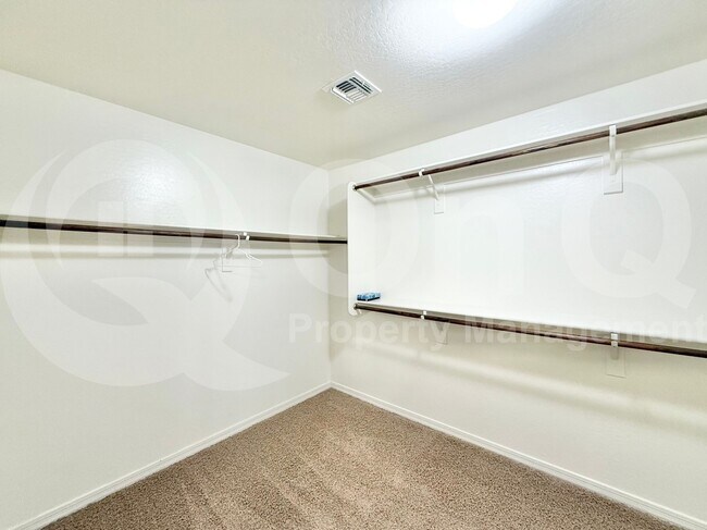 Building Photo - 4559 S Antonio