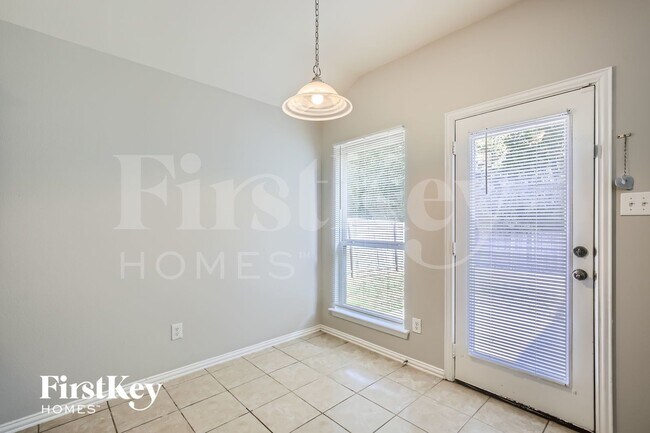 Building Photo - 278 Meadowcrest Dr