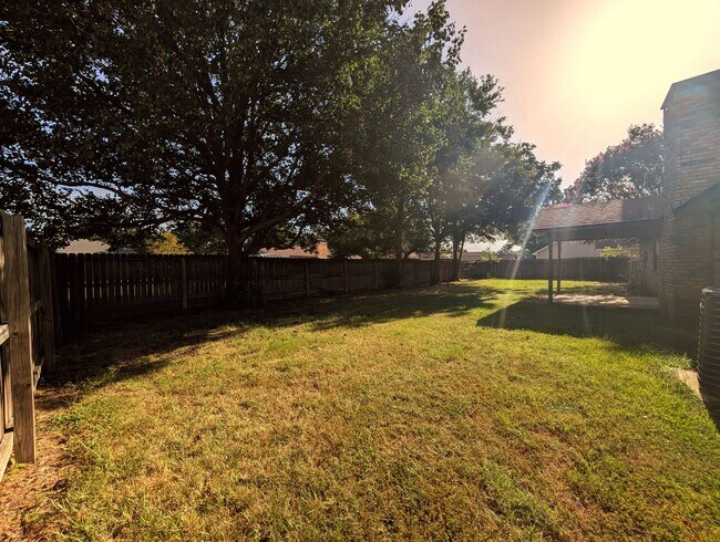 Building Photo - 3008 Brittney Ln