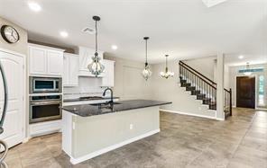 Building Photo - 3010 Lily Ln