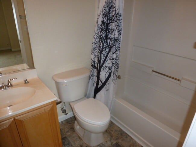 Building Photo - Two Bedroom, Two and a Half Bath Townhome ...