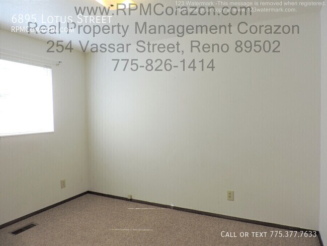 Building Photo - 6895 Lotus St