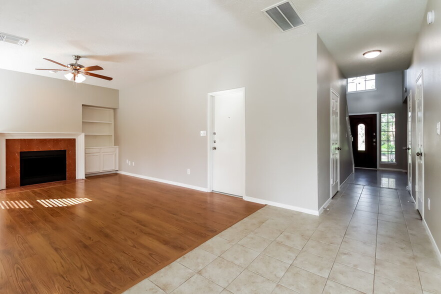 Building Photo - 1207 Chesterwood Dr