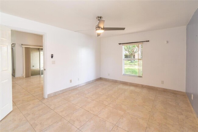 Building Photo - 4913 Cromey Rd
