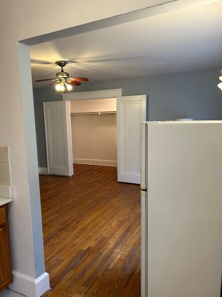 Building Photo - 53 Prospect St