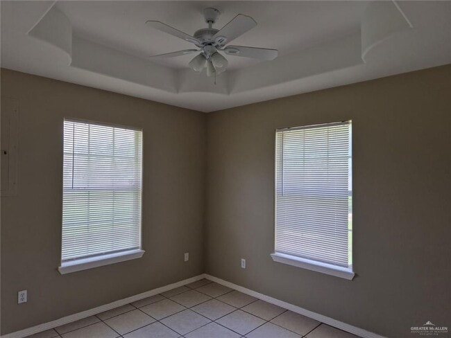 Building Photo - 21 S Val Verde Rd