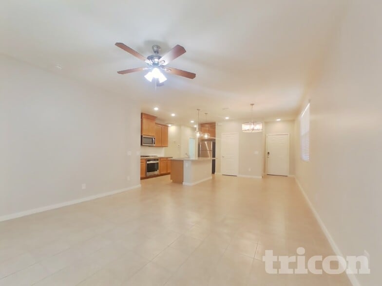 Building Photo - 13283 N 144th Ln