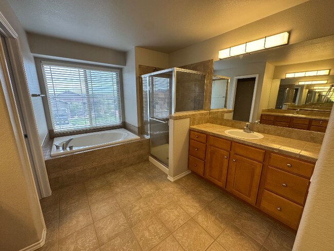 Building Photo - 8852 Stony Creek Dr