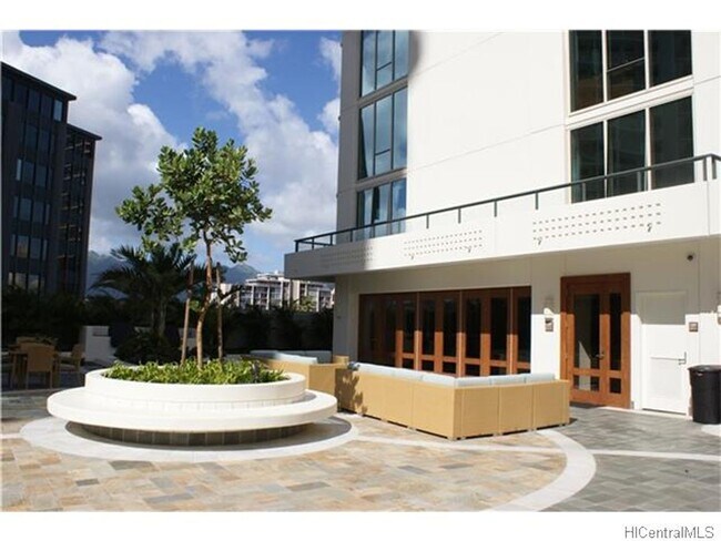 Building Photo - Allure Waikiki - 2 bedroom, 2 bath with 1 ...