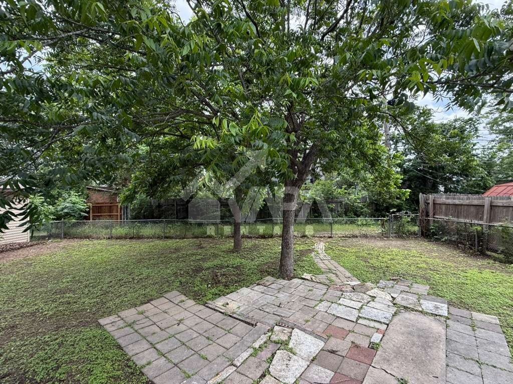 Building Photo - 118 Gaskin Dr