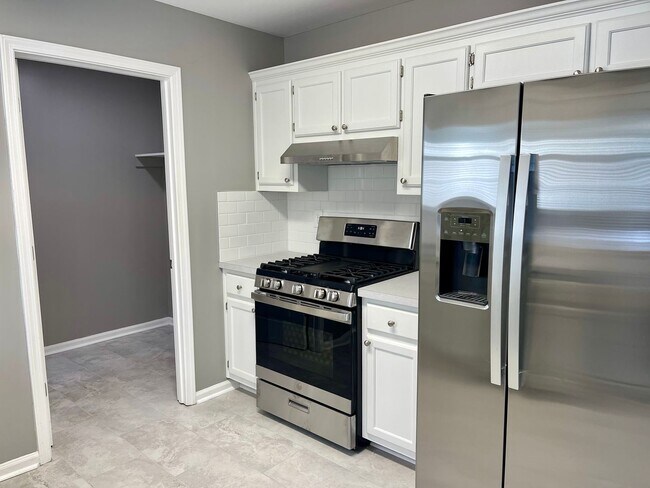 Building Photo - Beautiful 3 bedroom home in Hampton