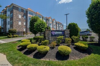 Building Photo - 104 E Elizabeth Ave