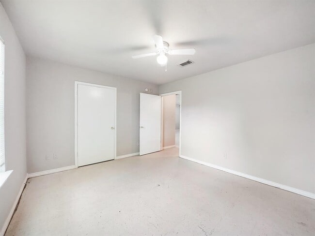 Building Photo - 8029 Dockal Rd