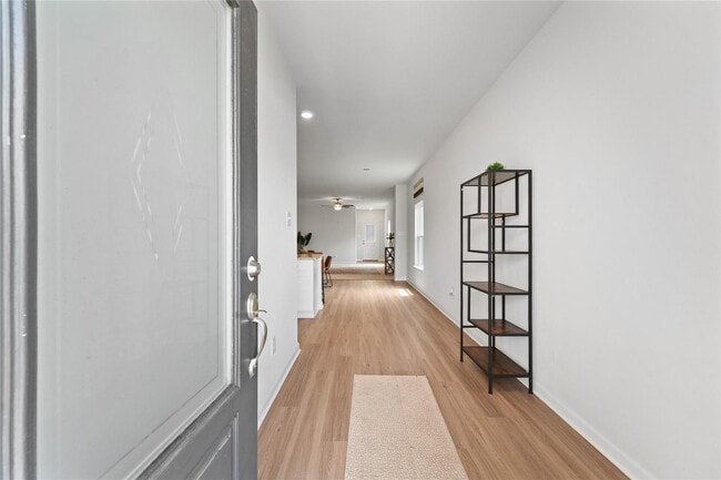 Building Photo - 11411 Bright Sun Dr