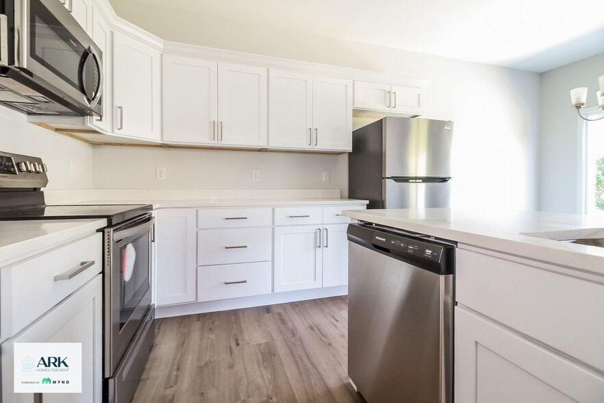 Building Photo - 124 Cannon Creek Dr