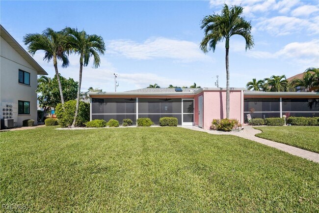 Building Photo - 517 SE 43rd St