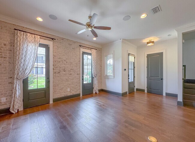 Building Photo - 3026 Gentilly St