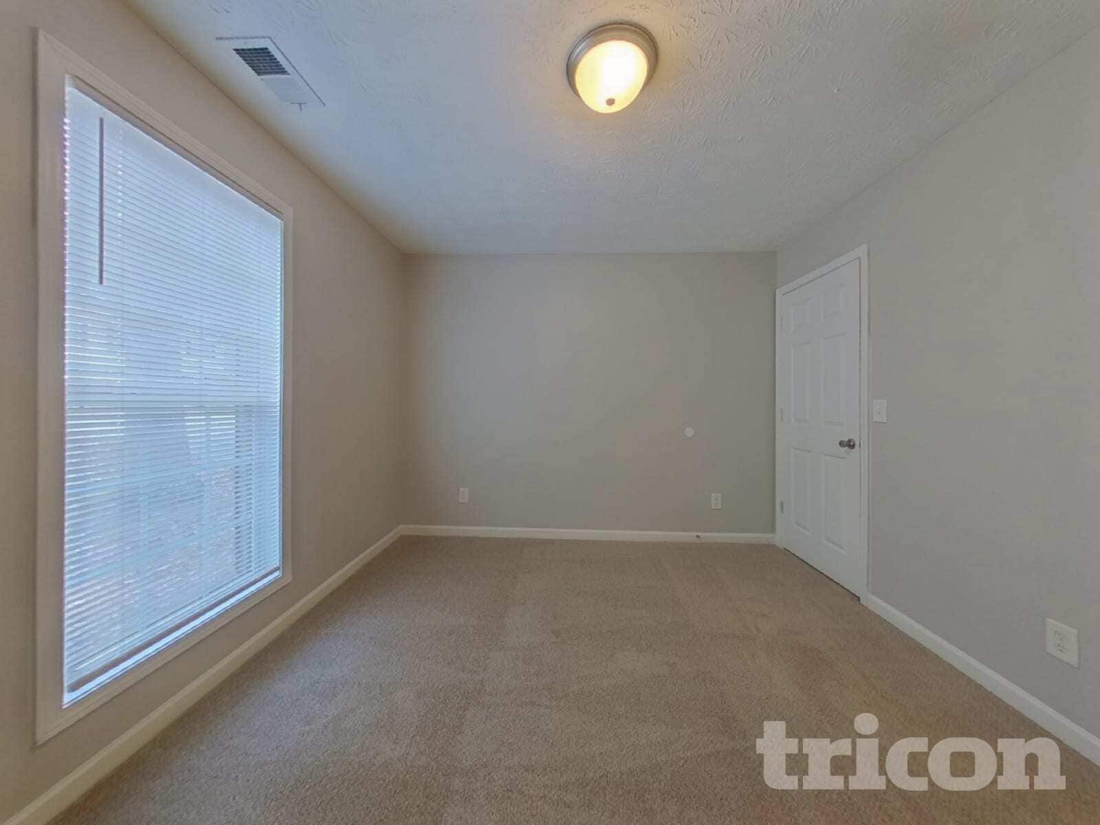 Building Photo - 220 Arbor Creek Dr