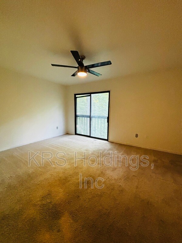 Building Photo - 9629 Groundhog Dr