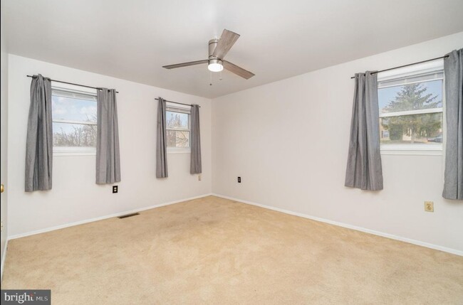 Building Photo - 2722 Buxton Ct