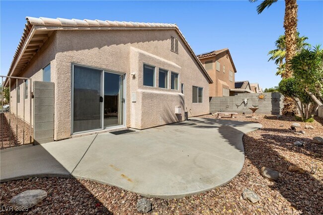 Building Photo - 6804 Rosinwood St