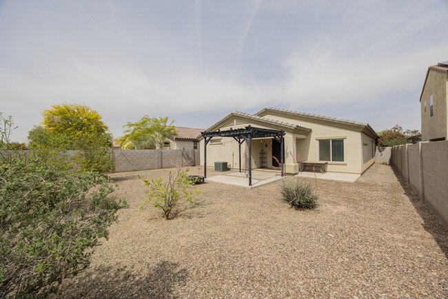 Building Photo - 42381 W Mira Ct