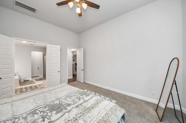 Building Photo - 5506 Onyx Fls Dr