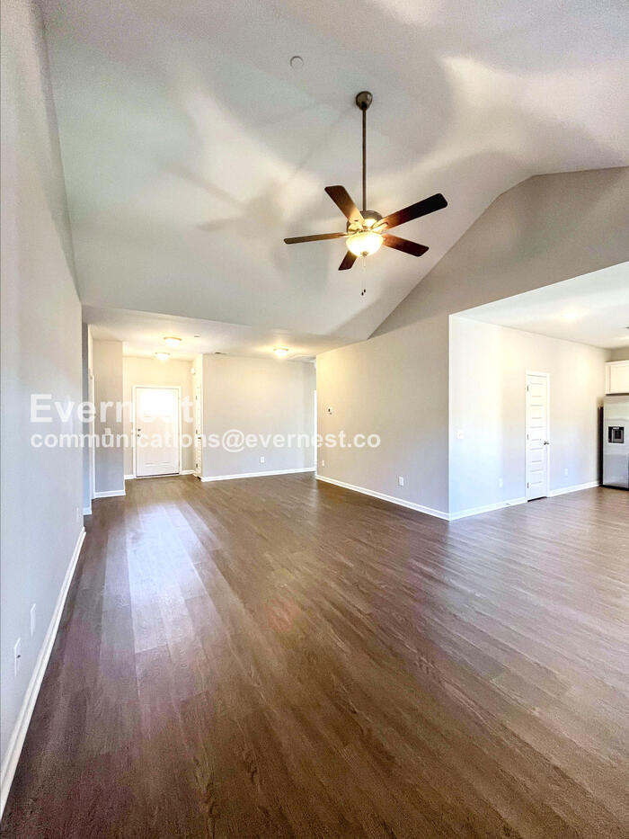 Building Photo - 1117 Prospect Ct